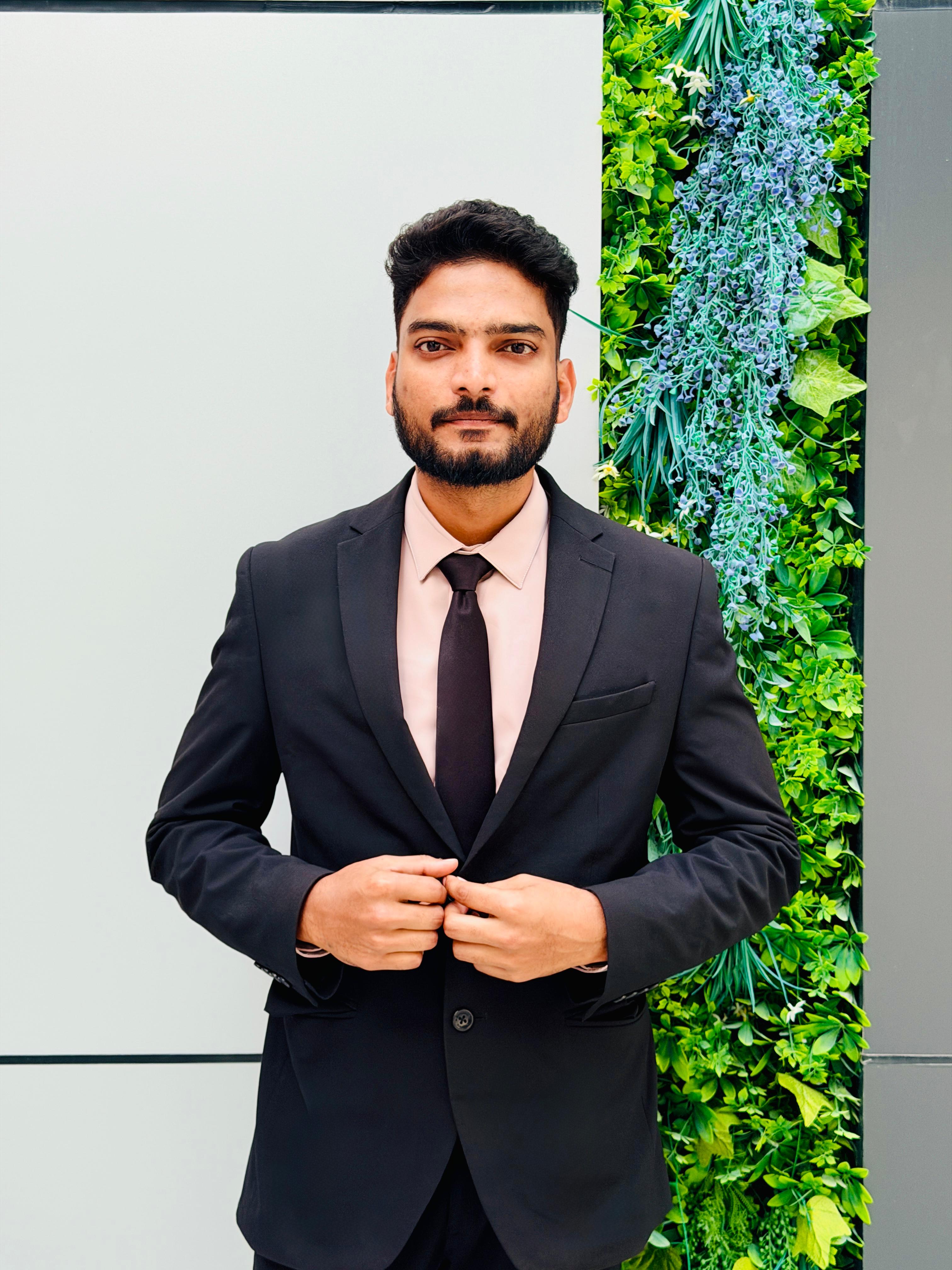 Mr. Altaf Shaik, Managing Director of Decorsinn Interiors